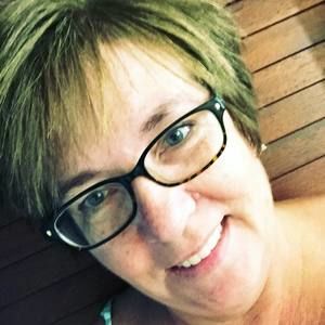 Meet your Posher, Donna pucci